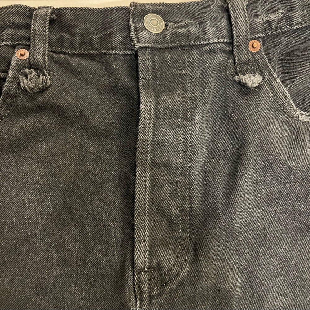 We the Free by Free People Shorts Distressed Denim Button Fly Black Size 30 - Picture 4 of 13